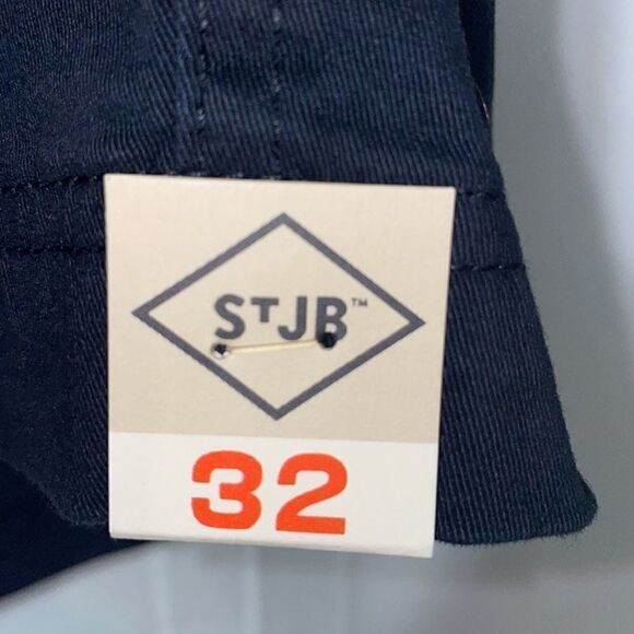 St. John’s bay shorts - Picture 8 of 10